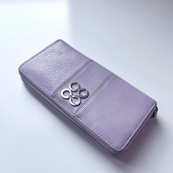 Vintage Coach Y2K Leather Zip Wallet 🪻